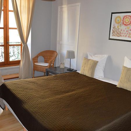 Maison Maxil Hotel Massat ภายนอก รูปภาพ