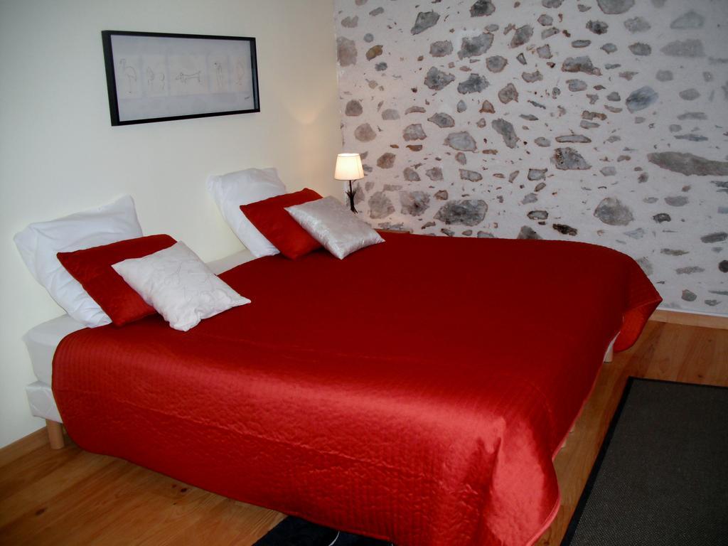Maison Maxil Hotel Massat ภายนอก รูปภาพ